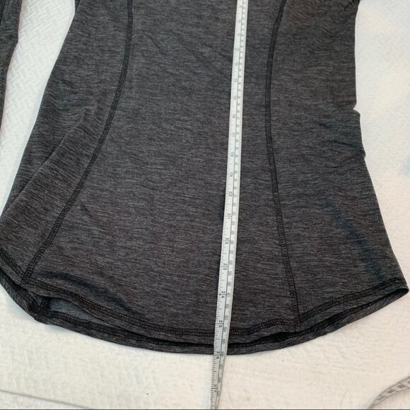 𝅺joe Fresh🌸Long Sleeve Grey Workout Top Mock Neck Size XS - Picture 6 of 7